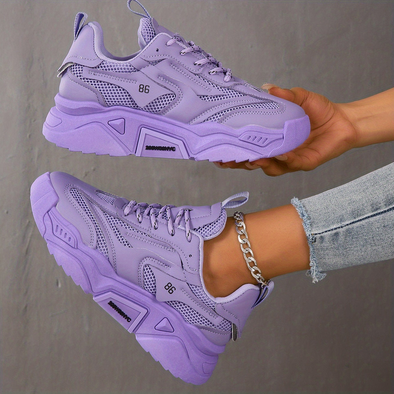 Breathable Soft Sole Women'S Solid Color Minimalist Sneakers, Lace Up Versatile Low-top Daily Shoes
