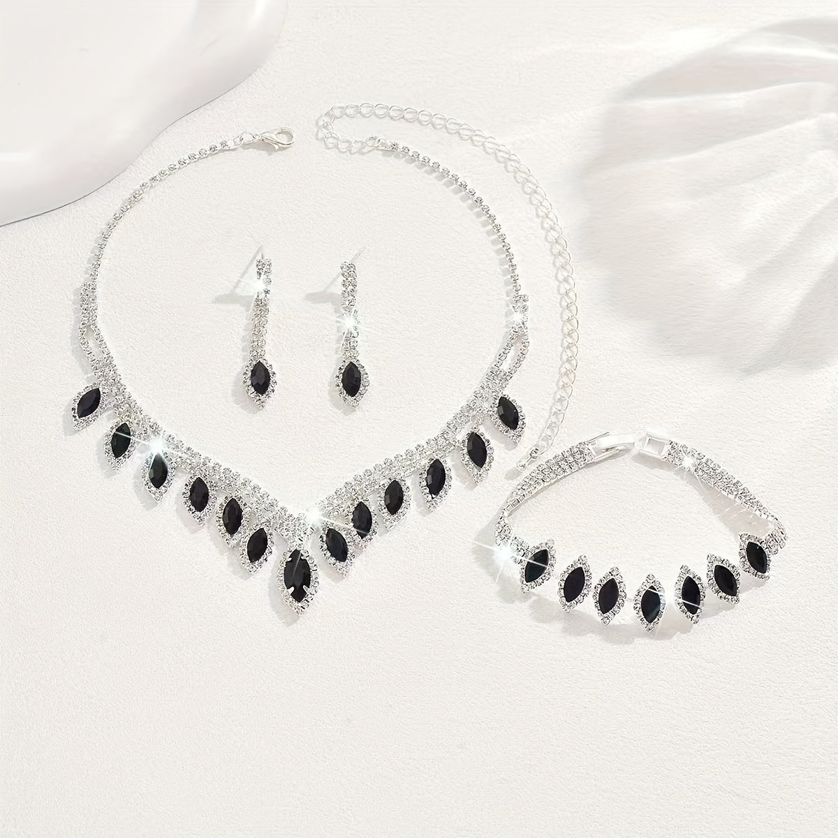 Elegant Bridal Wedding Jewelry Set, Rhinestone Heart Theme, Synthetic February Birthstone, Minimalist Style, 1 Necklace, 1 Pair Of Earrings, 1 Bracelet, Party And Wedding Accessories, Ramadan Gifts, Suitable For All Seasons