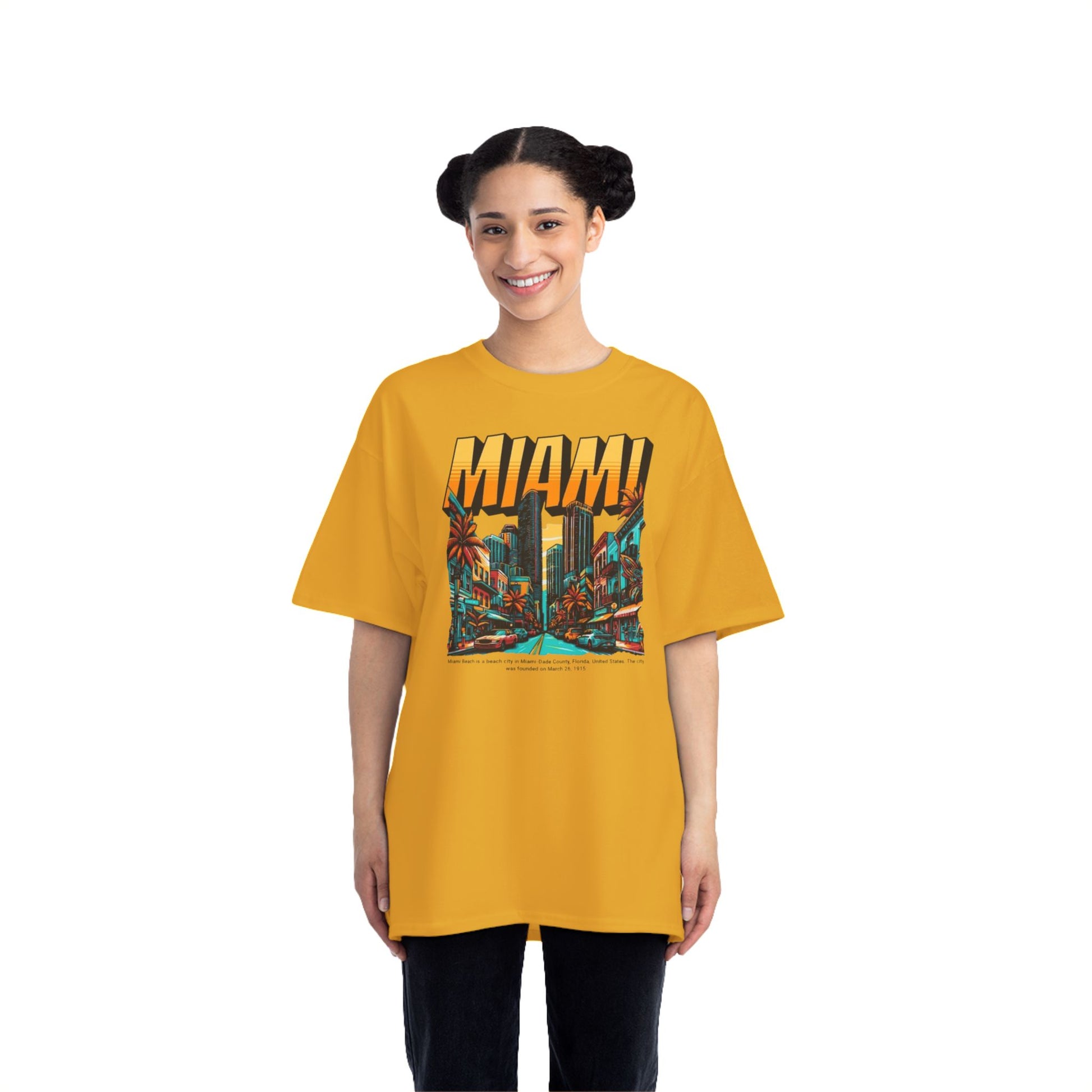 Miami Vintage Graphic T-Shirt - Perfect for Summer Adventures