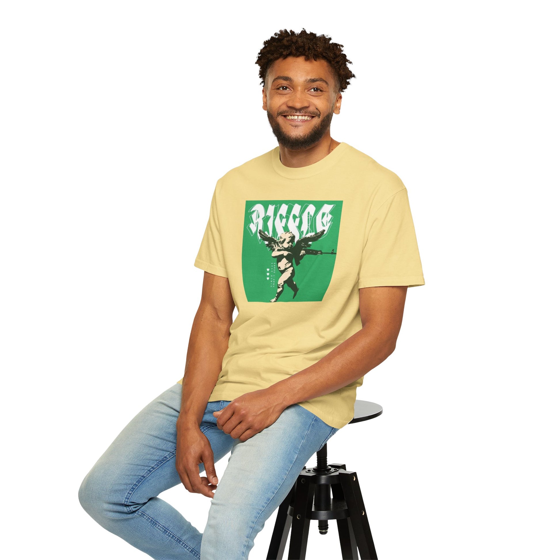 Male Outting Riffle T-Shirt - Vintage Style Graphic Tee with Bold Design