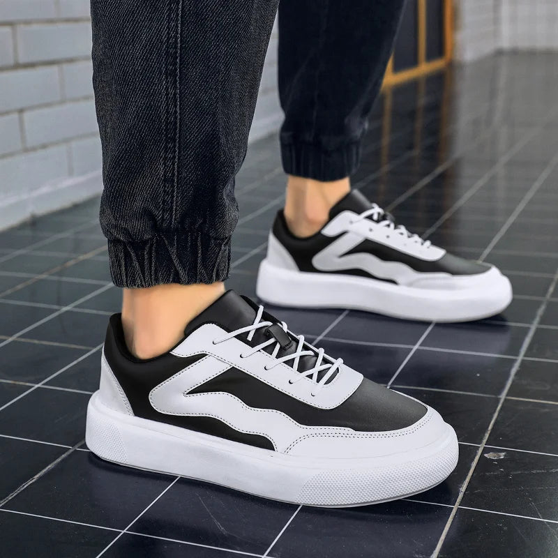 Outdoor Men's Sneakers Comfortable Leather Men's Platform Shoes Casual Lace-up Vulcanized Shoes Black White Walking Shoes