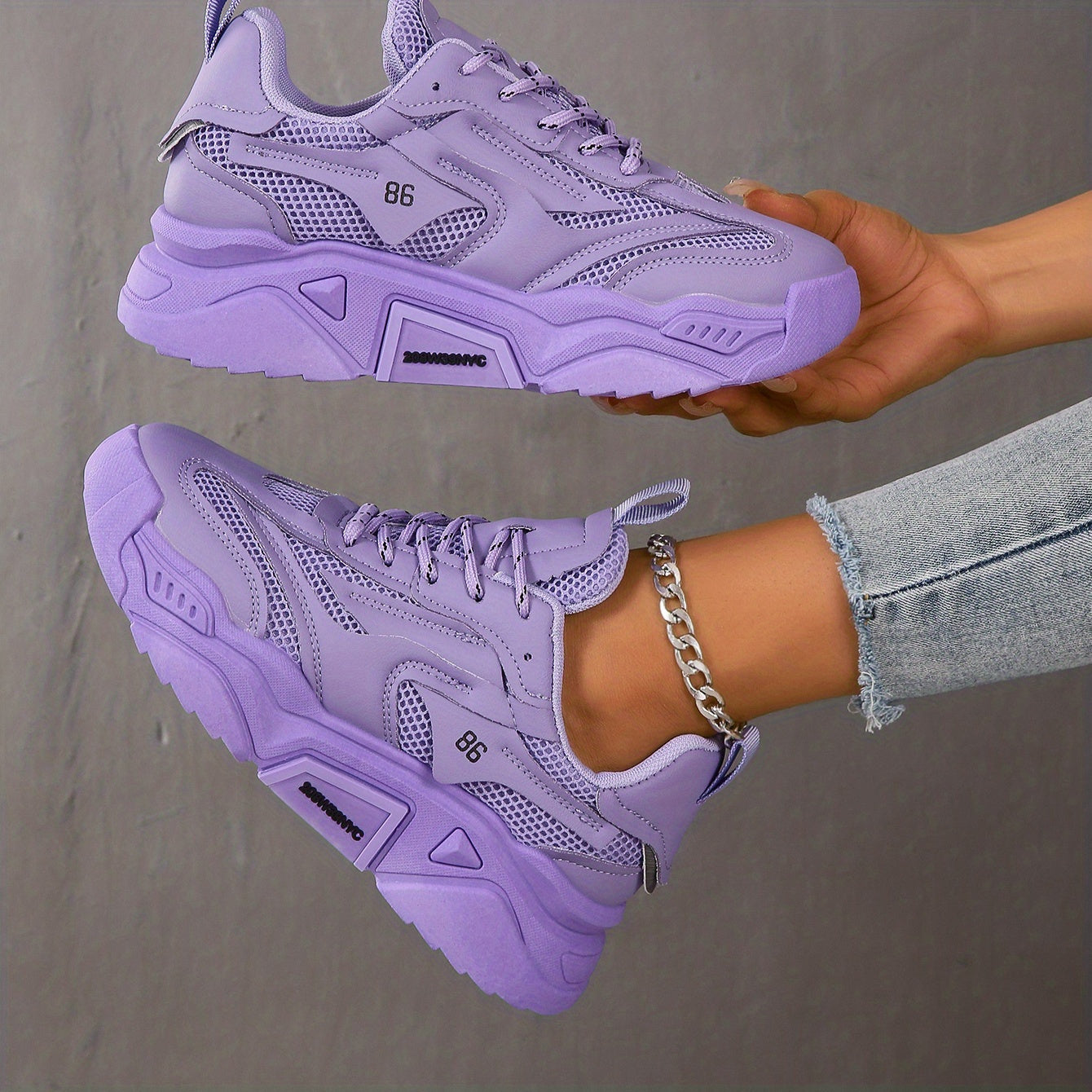 Breathable Soft Sole Women'S Solid Color Minimalist Sneakers, Lace Up Versatile Low-top Daily Shoes