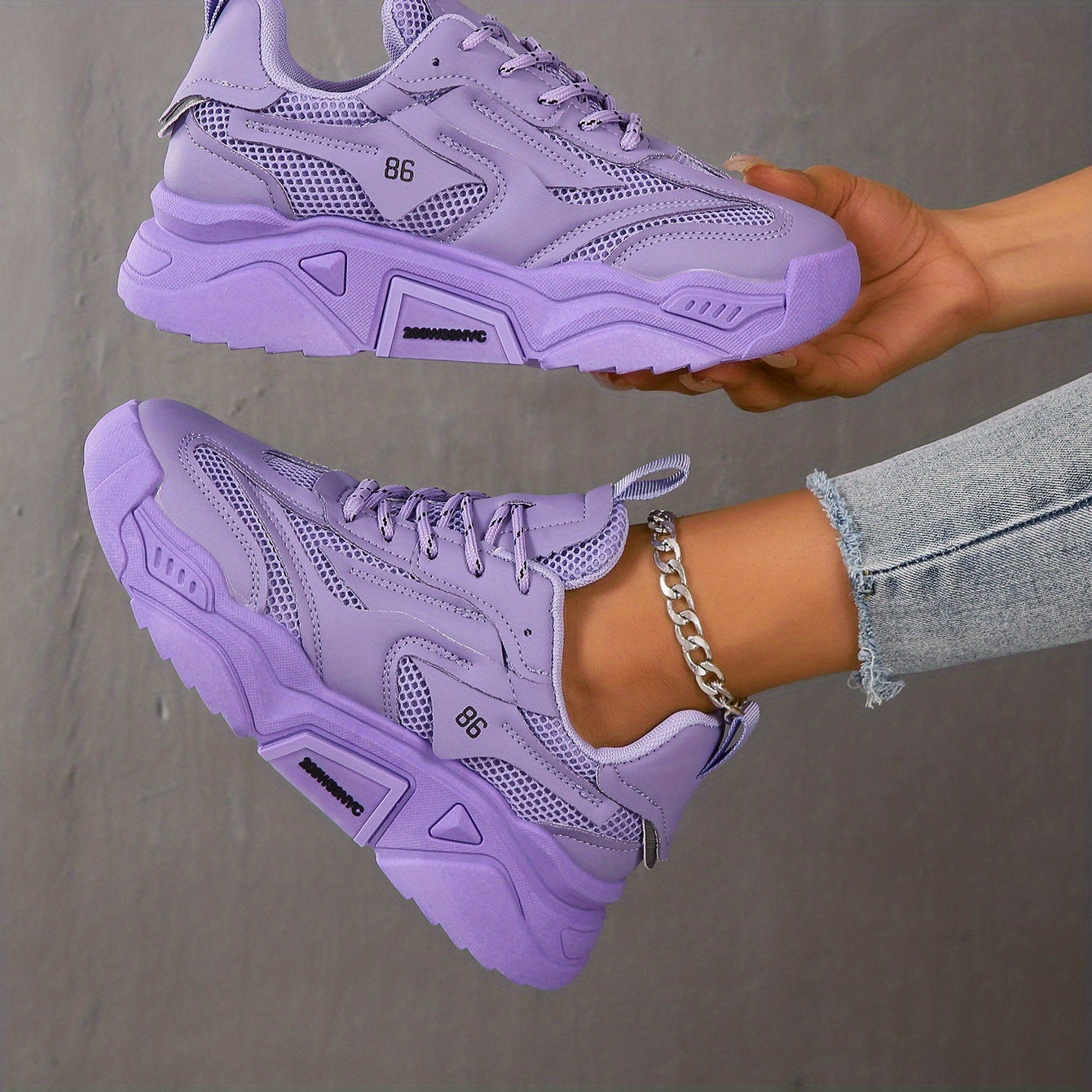Breathable Soft Sole Women'S Solid Color Minimalist Sneakers, Lace Up Versatile Low-top Daily Shoes